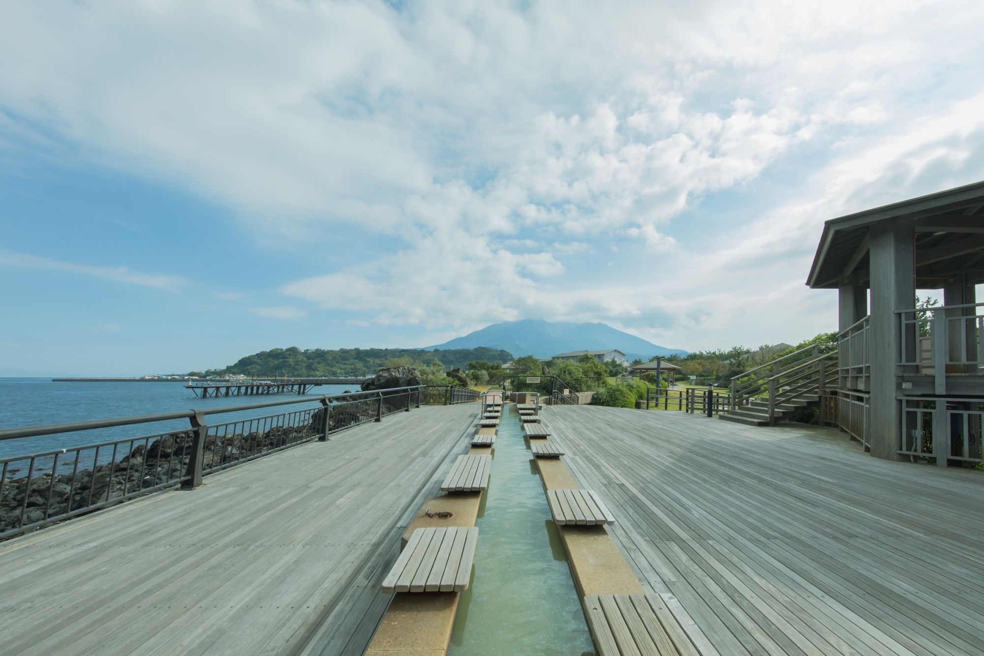 大人の記念日旅行に