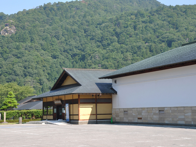 山寺芭蕉記念館