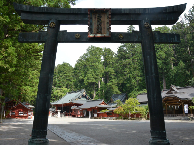 二荒山神社