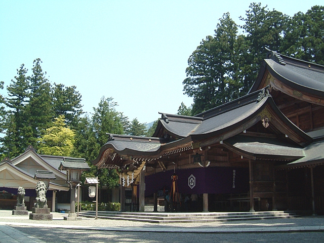 白山比め神社