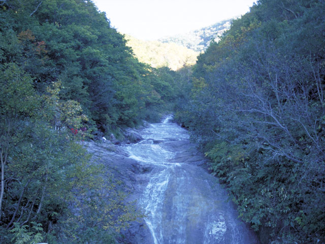 カムイワッカ湯の滝