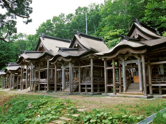 赤神神社五社堂