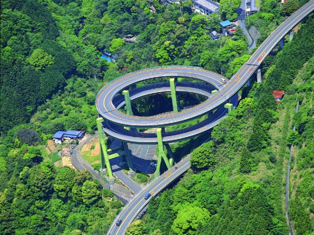 河津七滝ループ橋