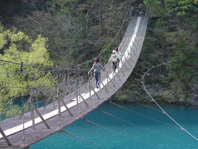 夢のつり橋