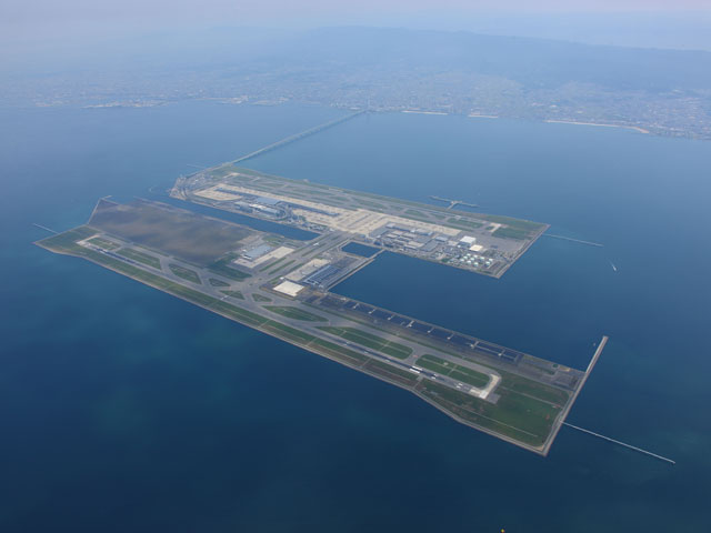 関西国際空港
