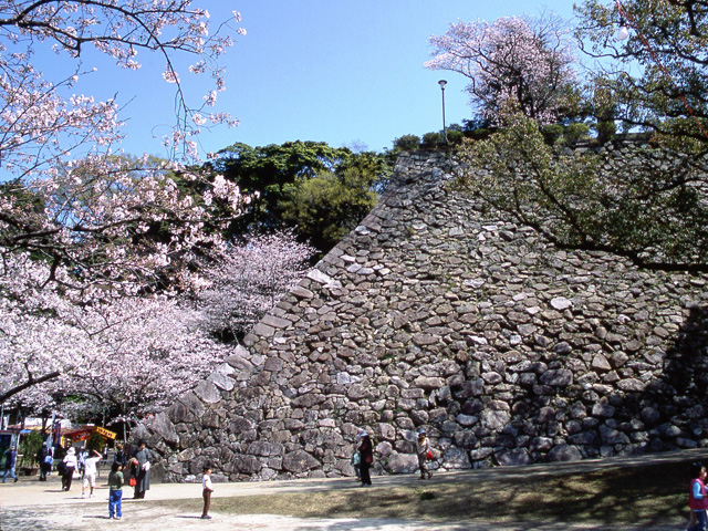 延岡城跡・城山公園