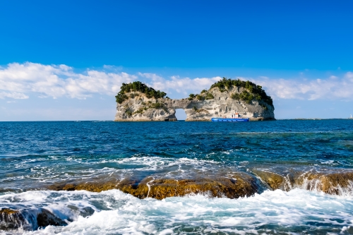 円月島
