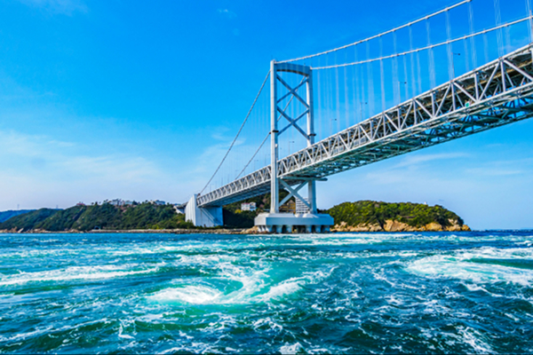 徳島　鳴門の渦潮